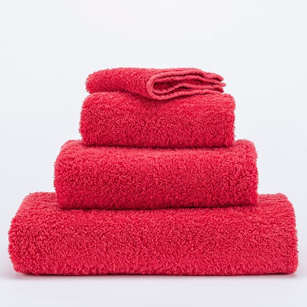 Super Pile Towel - Viva Magneta